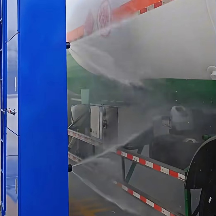Cleaning for Big  Buses Recipr - огляд і ціна Car Cleaning Brush